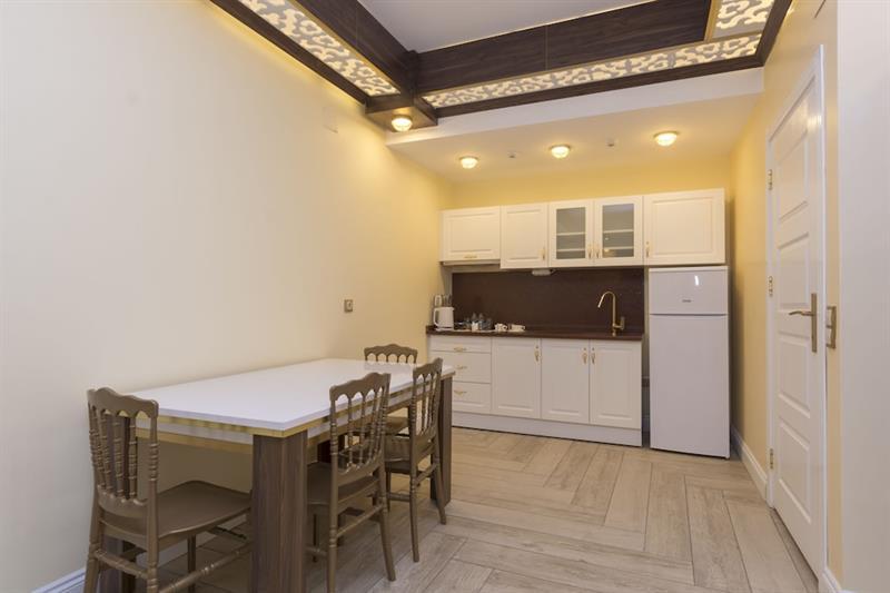 Merada Suit Otel 메르신 외부 사진