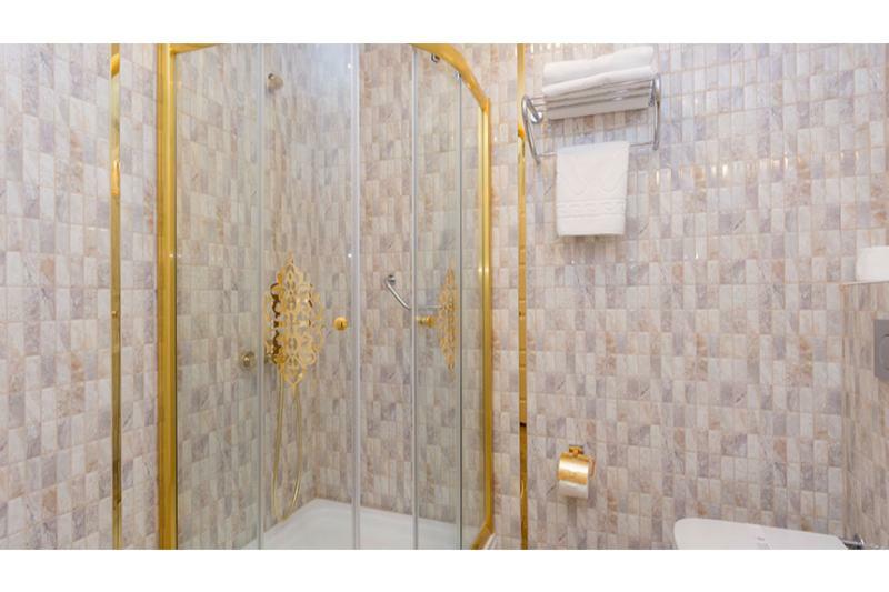 Merada Suit Otel 메르신 외부 사진