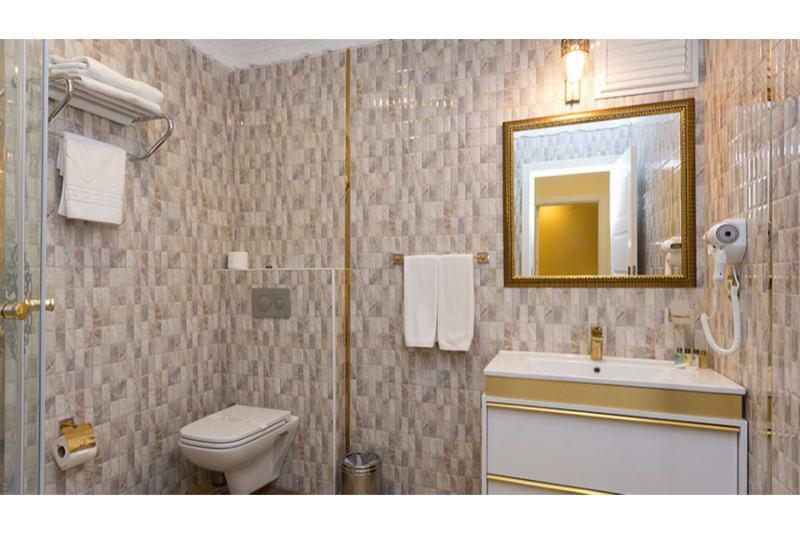 Merada Suit Otel 메르신 외부 사진